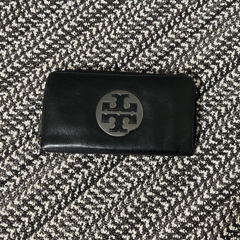 Tory Burch Crinkle Continental Wallet with Gunmetal Hardware